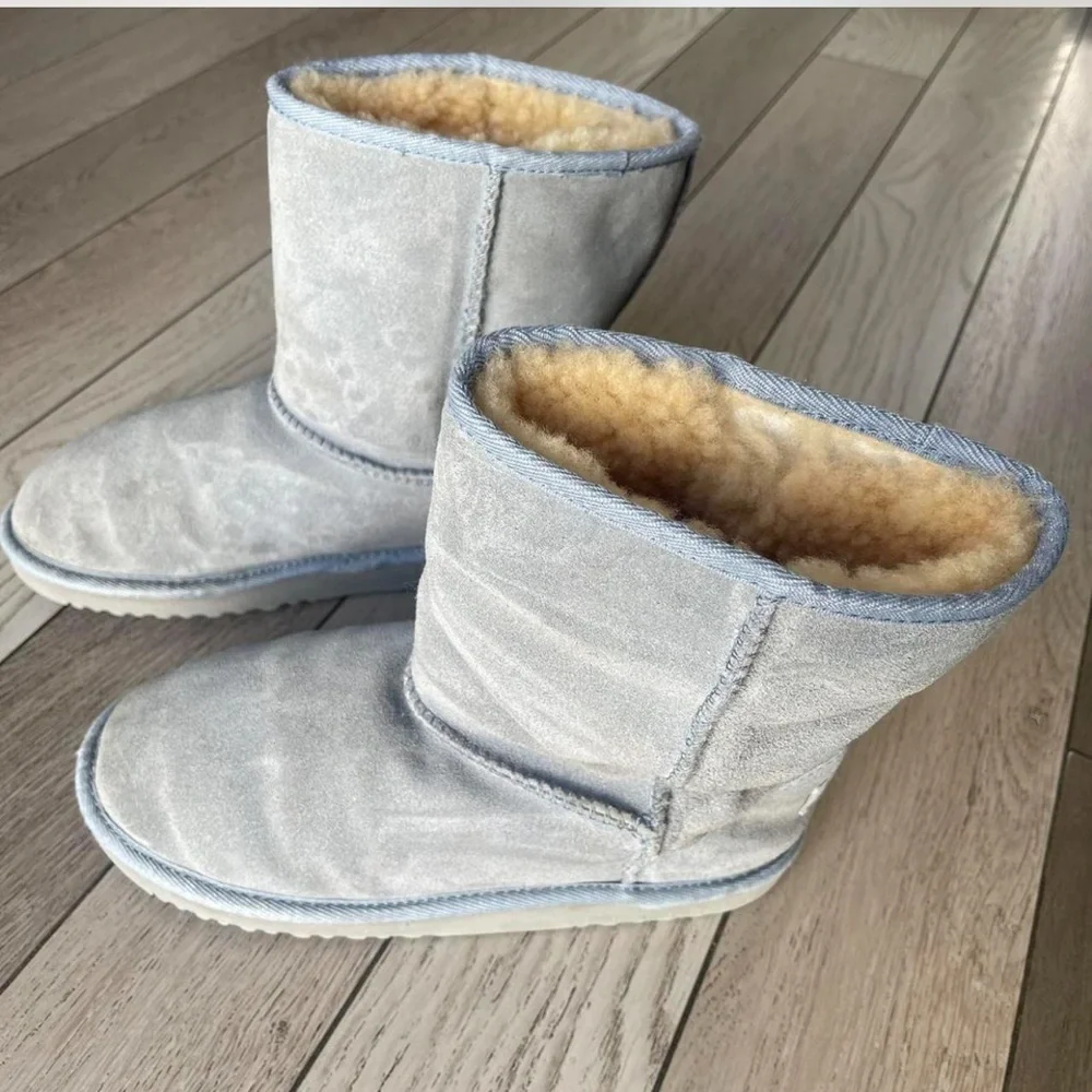 UGG Light Gray Suede Boots